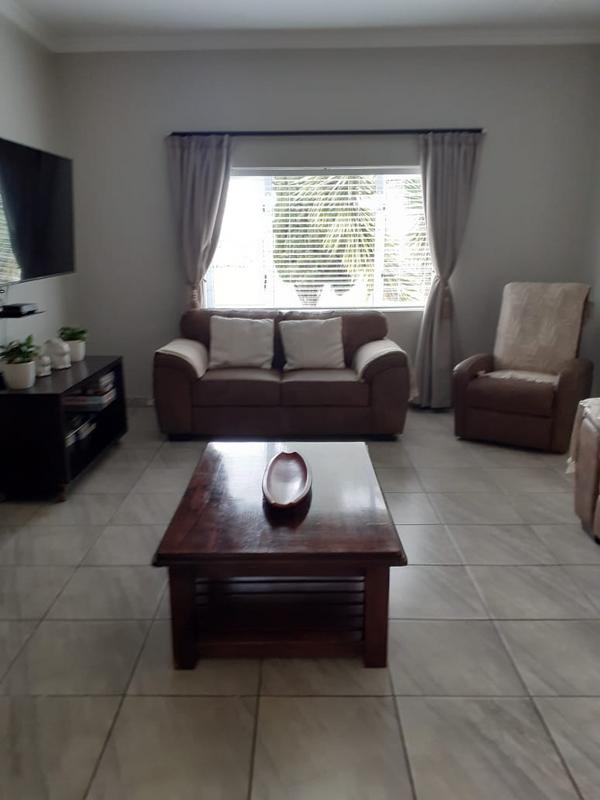 3 Bedroom Property for Sale in Albertinia Western Cape